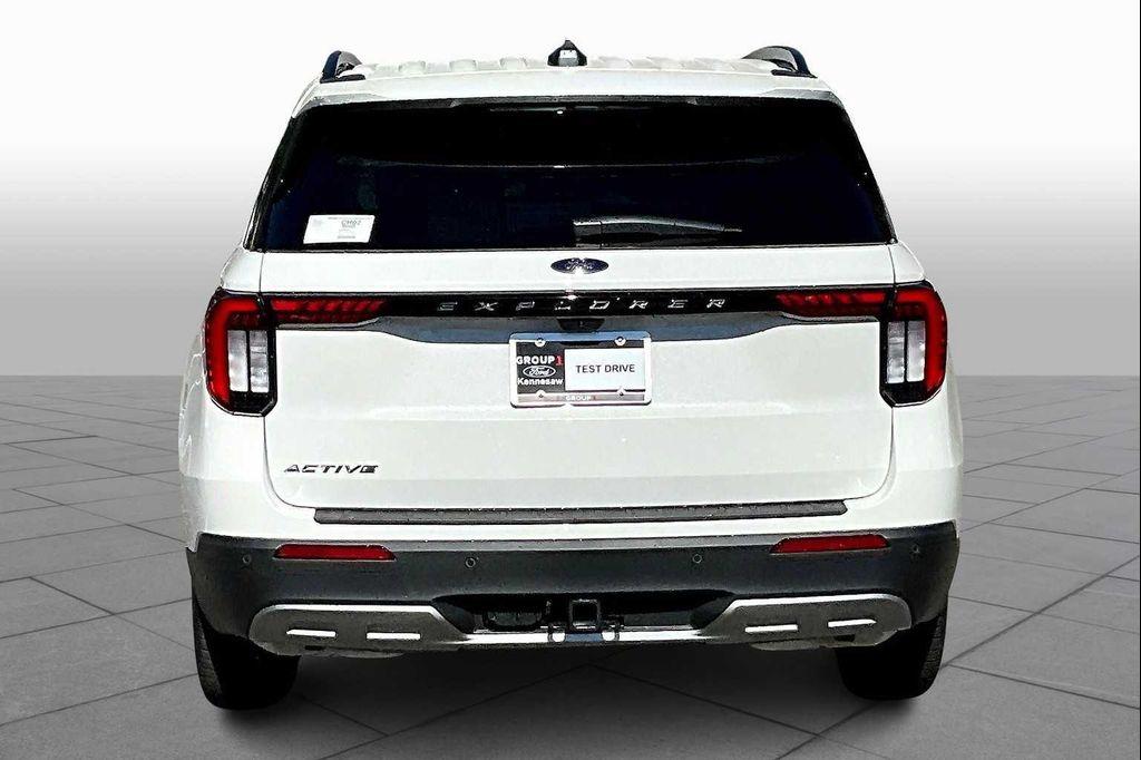 new 2025 Ford Explorer car, priced at $41,660