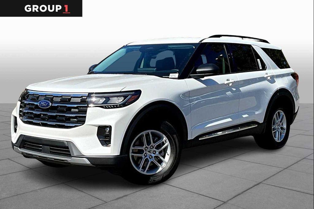new 2025 Ford Explorer car, priced at $41,660