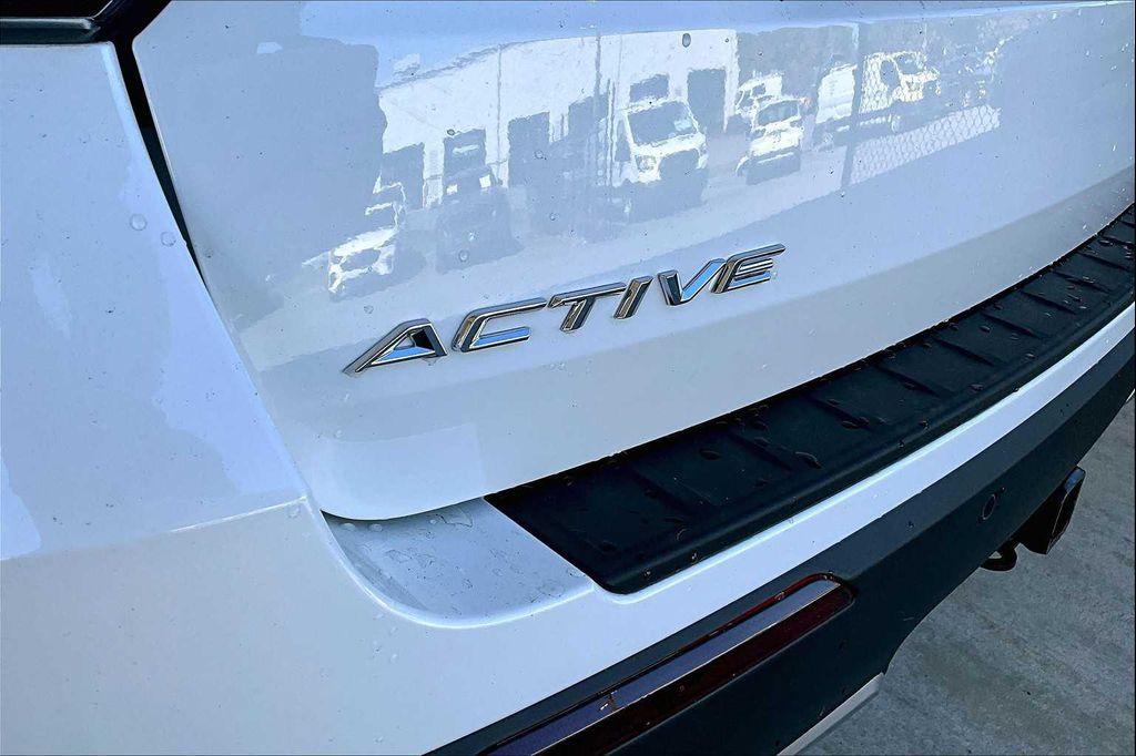 new 2025 Ford Explorer car, priced at $41,660