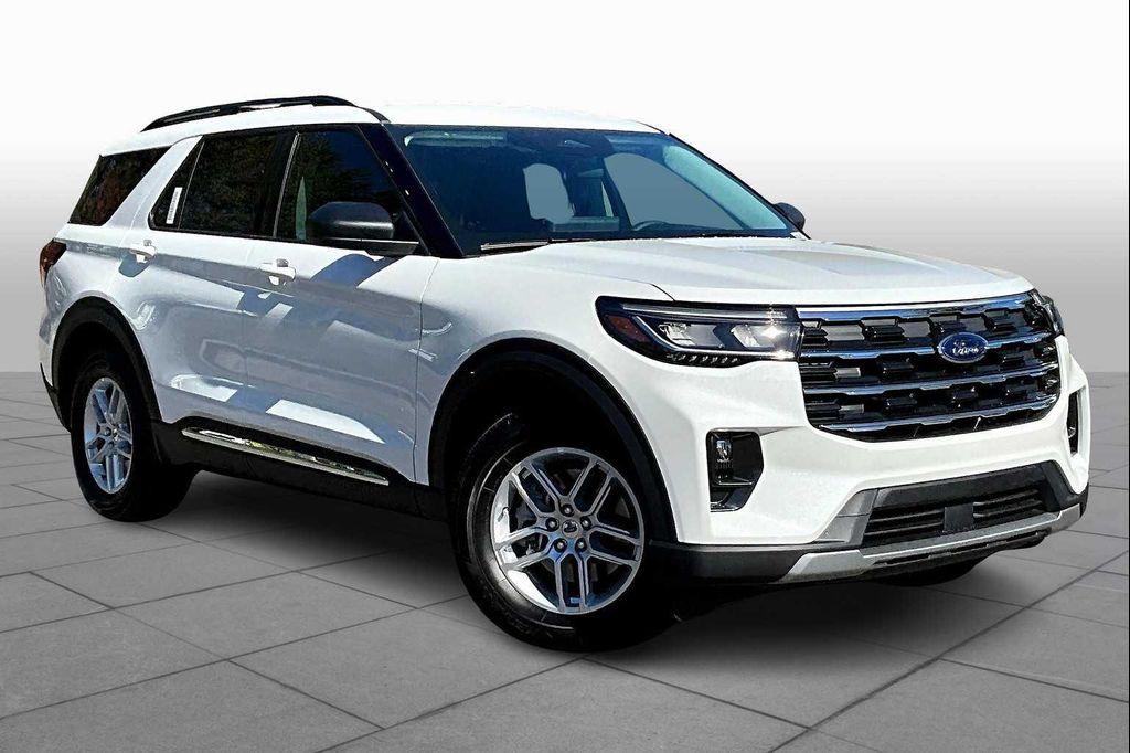 new 2025 Ford Explorer car, priced at $41,660