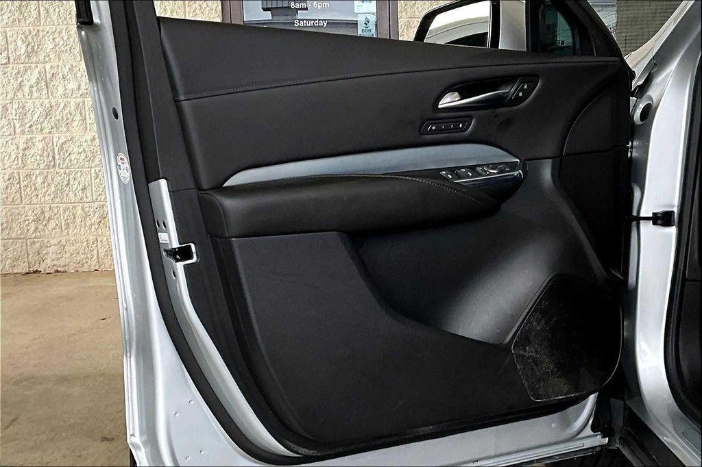 used 2021 Cadillac XT4 car, priced at $27,109