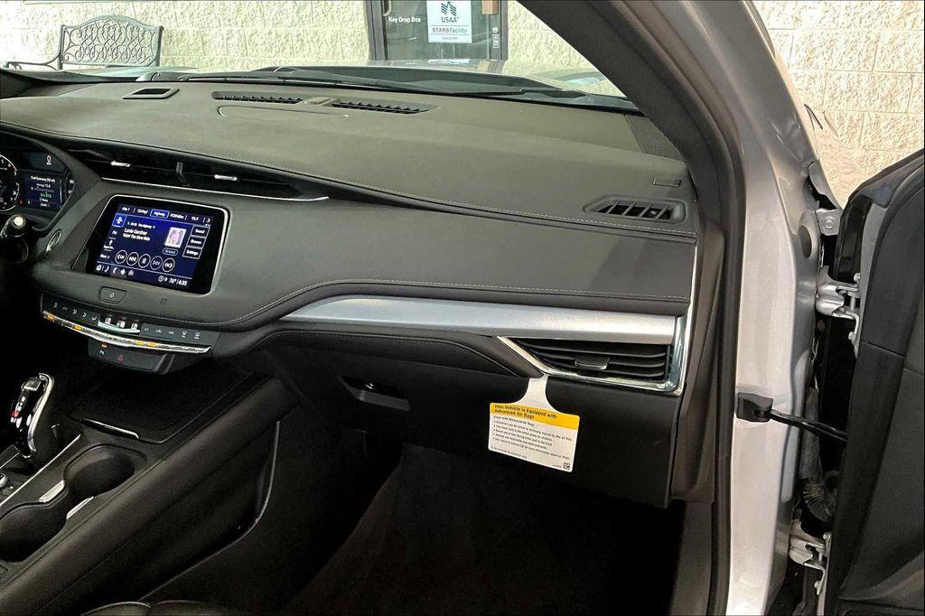 used 2021 Cadillac XT4 car, priced at $27,109