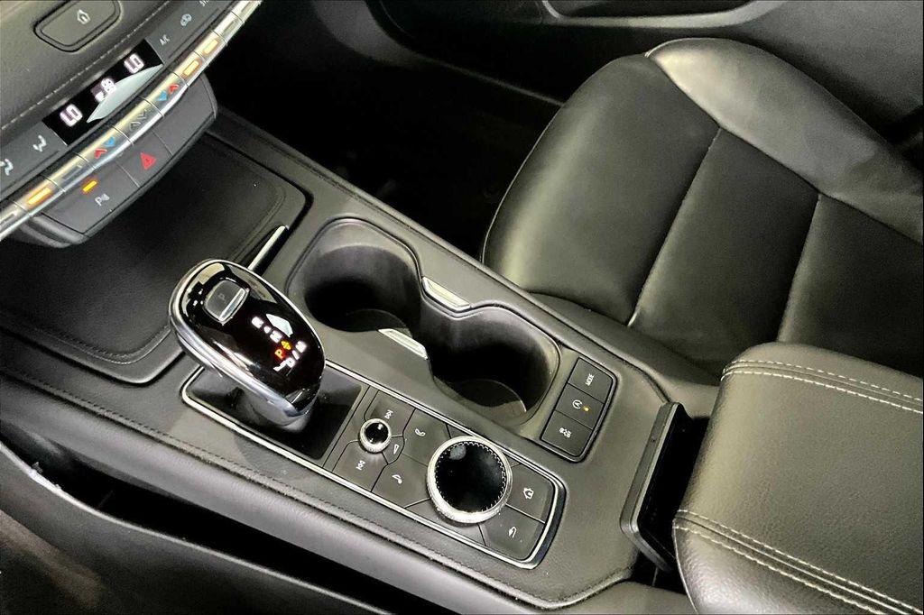 used 2021 Cadillac XT4 car, priced at $27,109