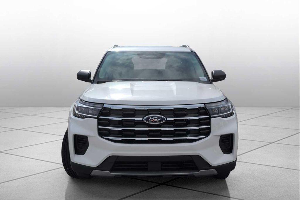 new 2025 Ford Explorer car, priced at $41,338