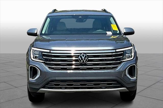 used 2024 Volkswagen Atlas car, priced at $33,700
