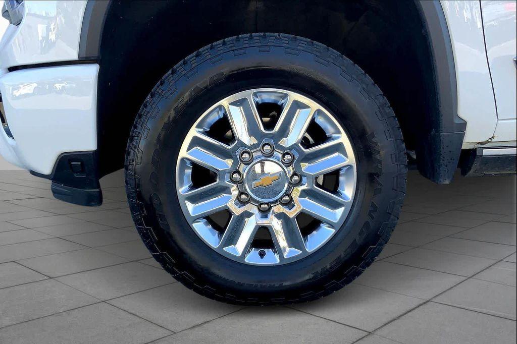 used 2024 Chevrolet Silverado 3500 car, priced at $70,132