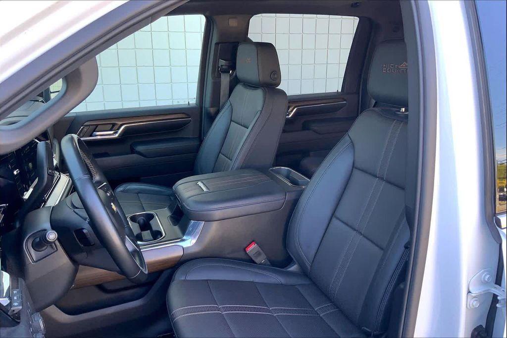 used 2024 Chevrolet Silverado 3500 car, priced at $70,132