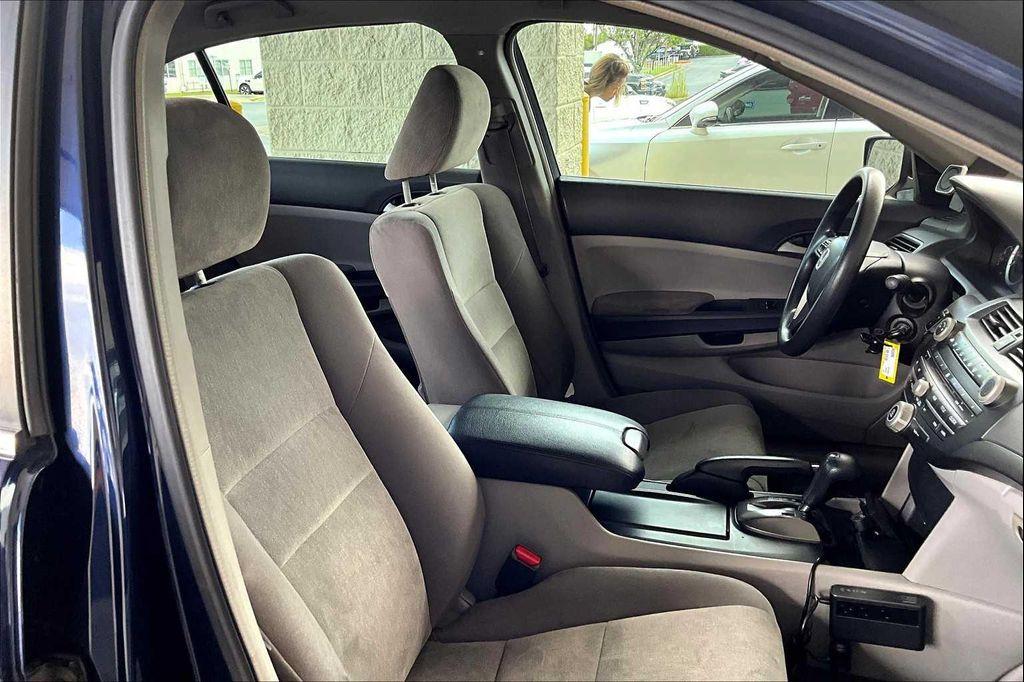 used 2009 Honda Accord car, priced at $6,900