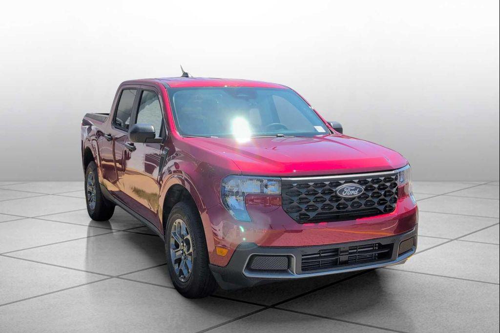 new 2025 Ford Maverick car, priced at $33,834