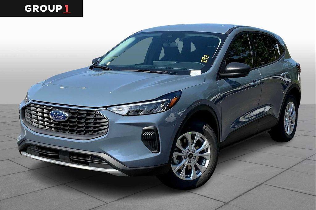 new 2025 Ford Escape car, priced at $29,040
