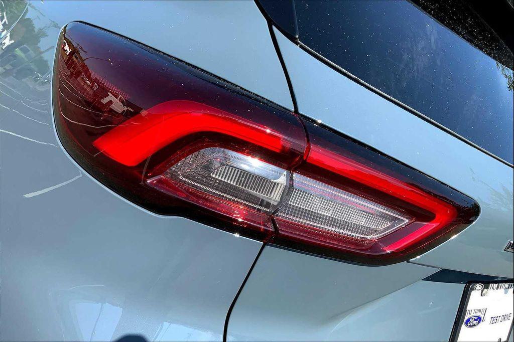 new 2025 Ford Escape car, priced at $29,040