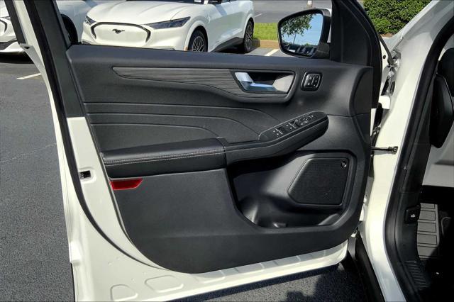 new 2025 Ford Escape PHEV car, priced at $46,510