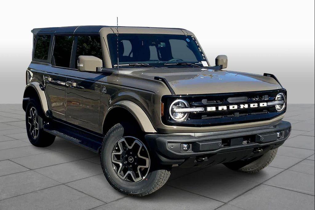 new 2025 Ford Bronco car, priced at $52,590