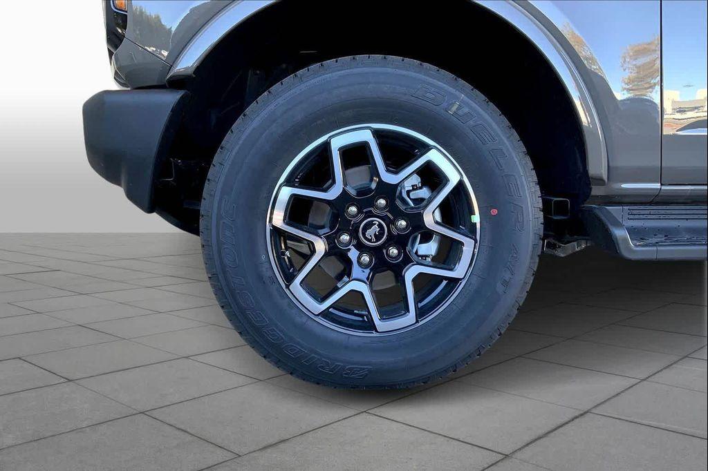 new 2025 Ford Bronco car, priced at $52,590
