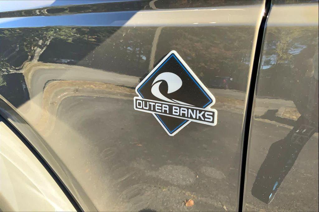 new 2025 Ford Bronco car, priced at $52,590