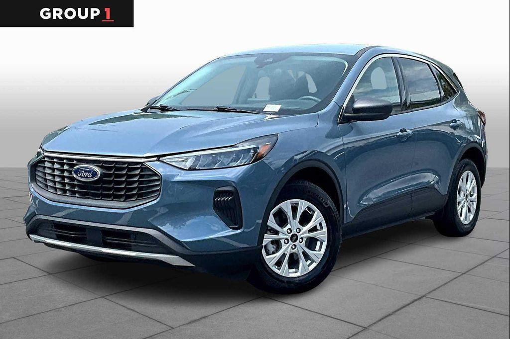 used 2024 Ford Escape car, priced at $23,999