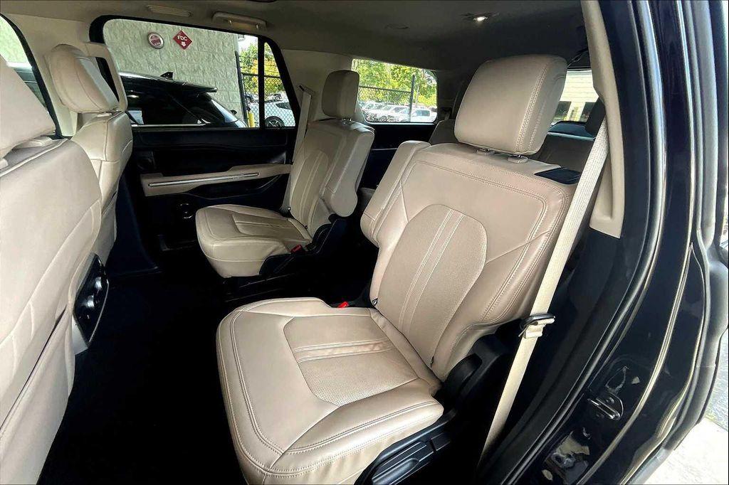 used 2023 Ford Expedition car, priced at $40,700