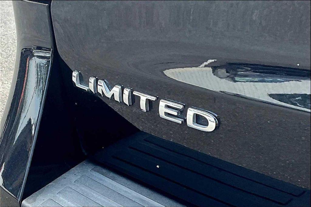 used 2023 Ford Expedition car, priced at $40,700