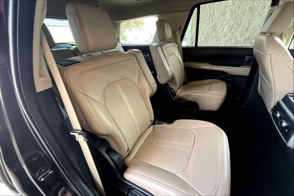 used 2023 Ford Expedition car, priced at $40,700