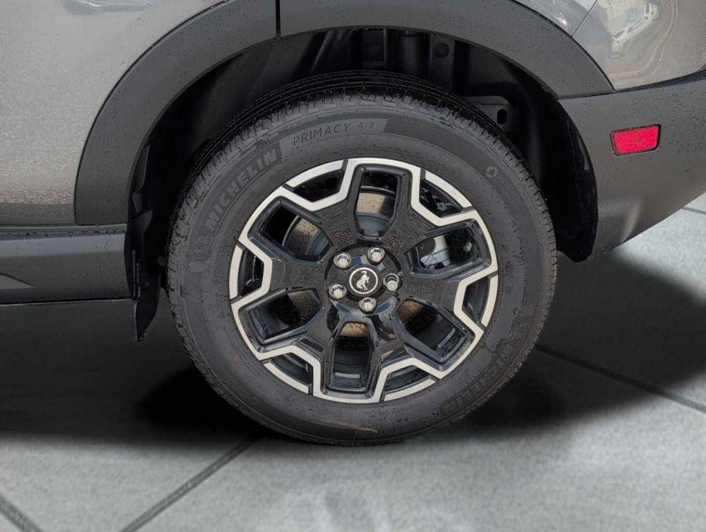 new 2025 Ford Bronco Sport car, priced at $38,091