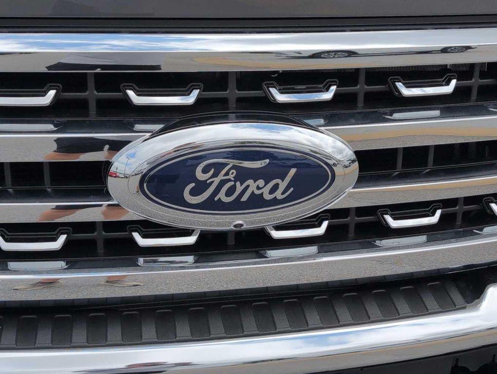 new 2025 Ford F-250 car, priced at $80,069
