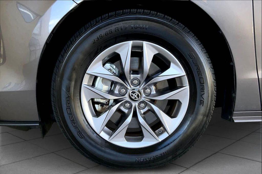 used 2024 Toyota Sienna car, priced at $42,295