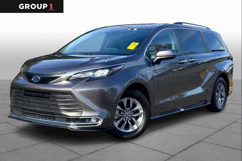 used 2024 Toyota Sienna car, priced at $42,295