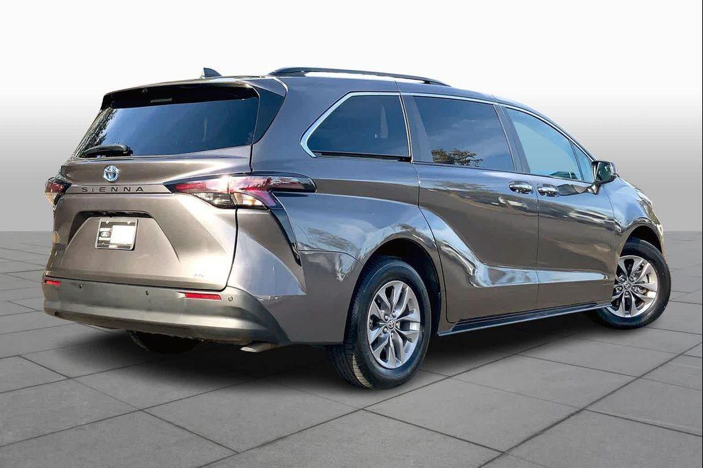 used 2024 Toyota Sienna car, priced at $42,295