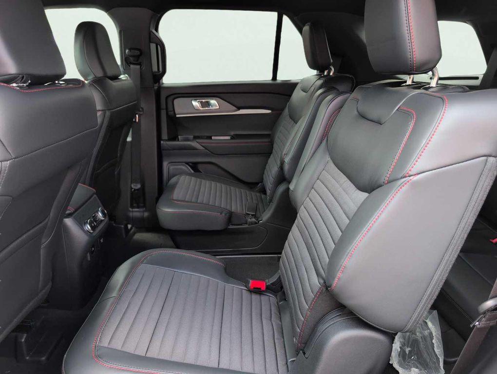 new 2025 Ford Explorer car, priced at $48,196