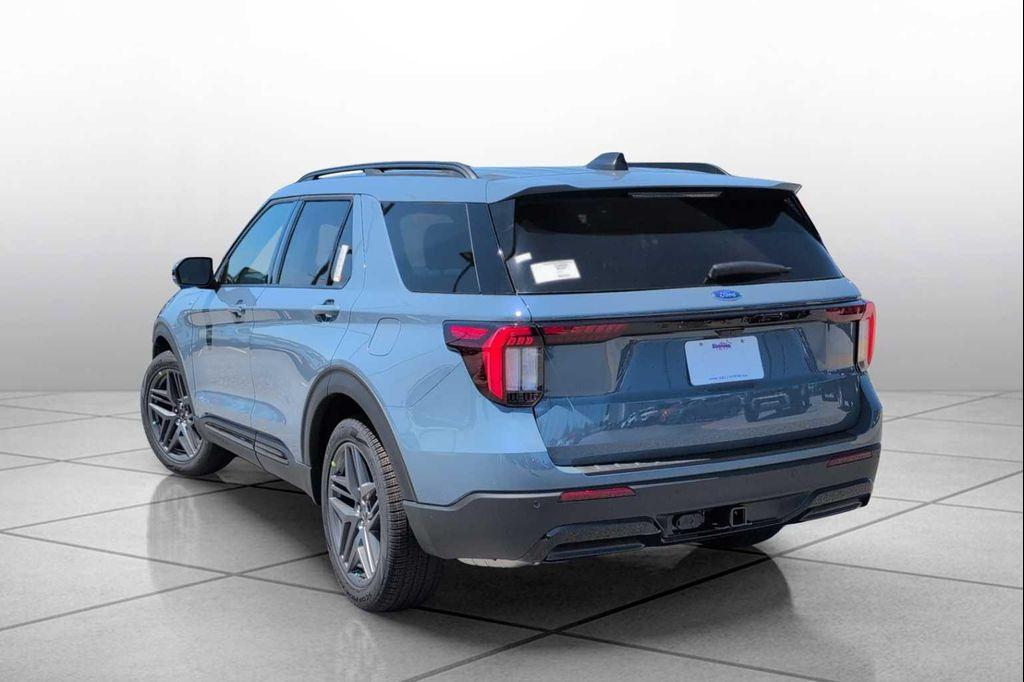 new 2025 Ford Explorer car, priced at $48,196