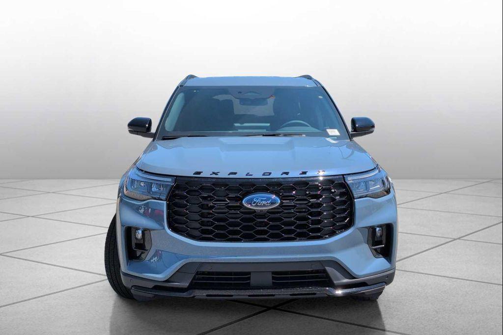 new 2025 Ford Explorer car, priced at $48,196