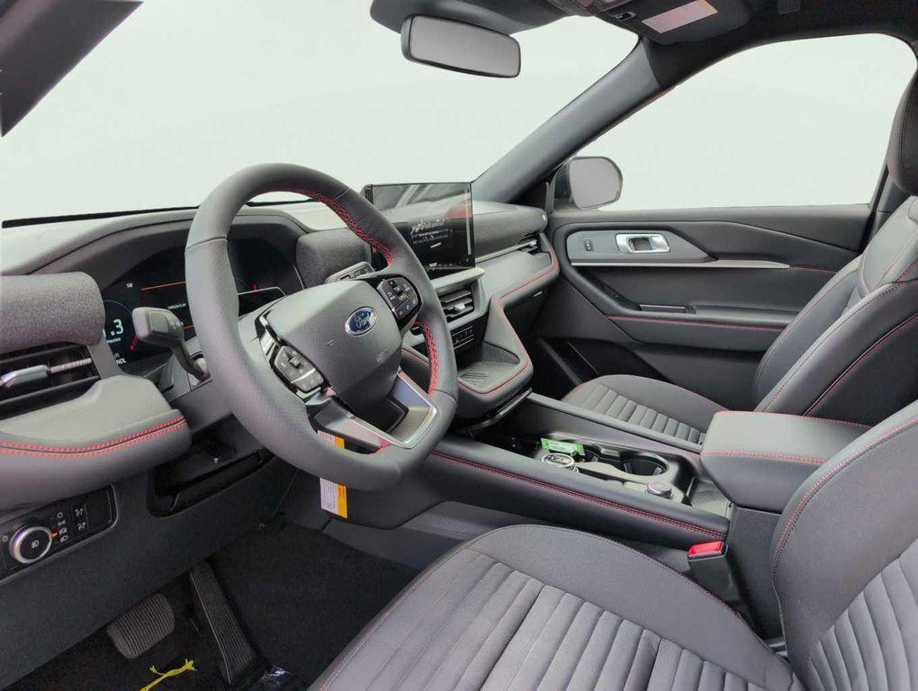 new 2025 Ford Explorer car, priced at $48,196