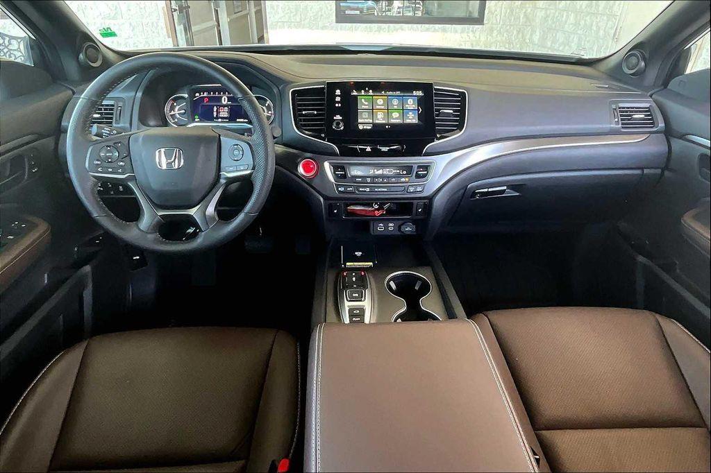 used 2025 Honda Passport car, priced at $38,999