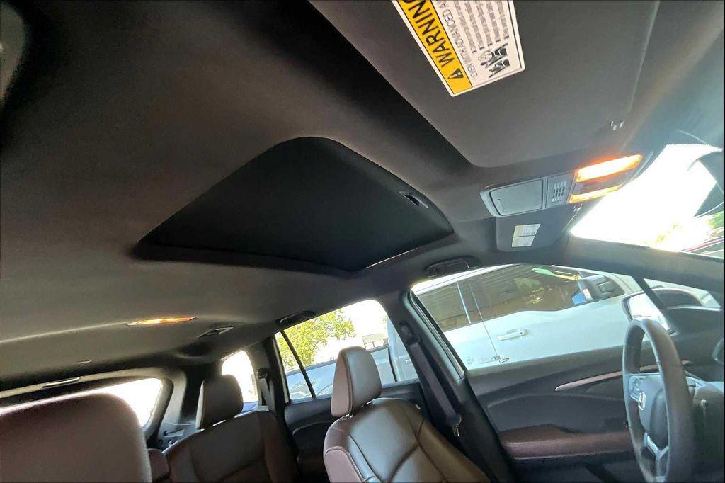 used 2025 Honda Passport car, priced at $38,999