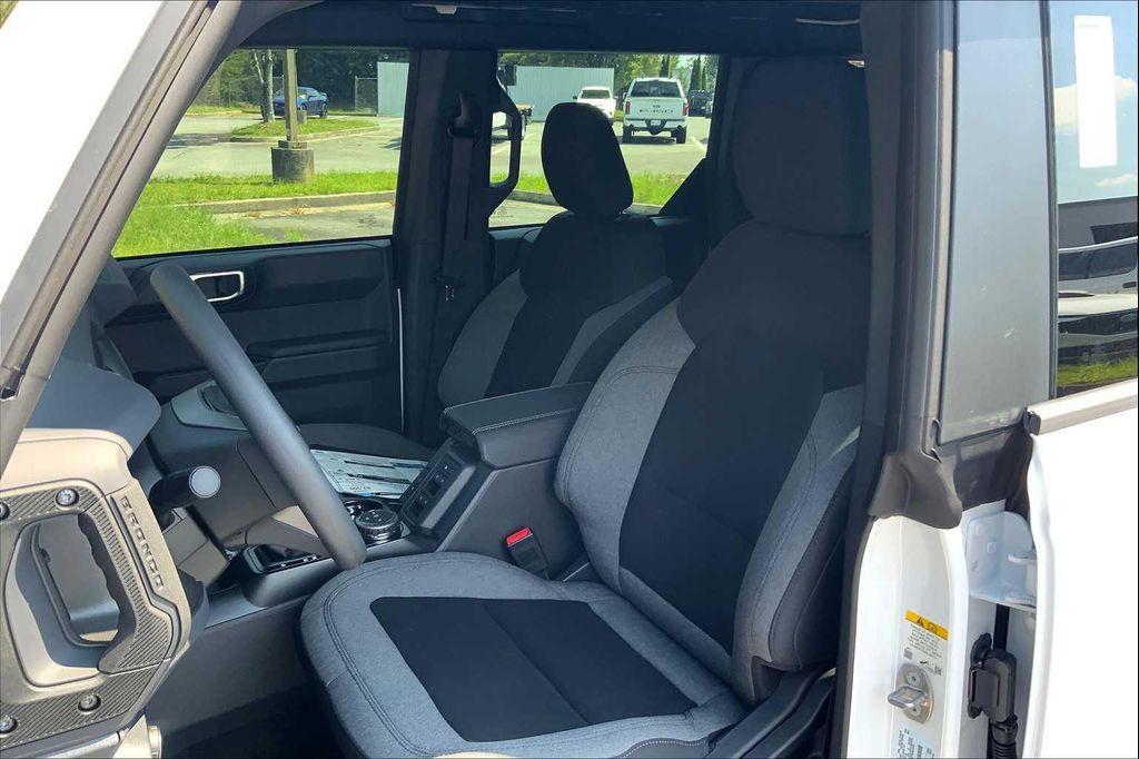 new 2025 Ford Bronco car, priced at $40,785