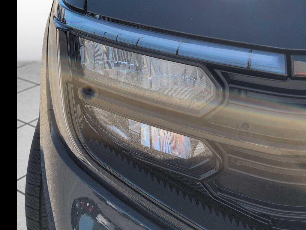 new 2025 Ford Expedition car, priced at $67,575