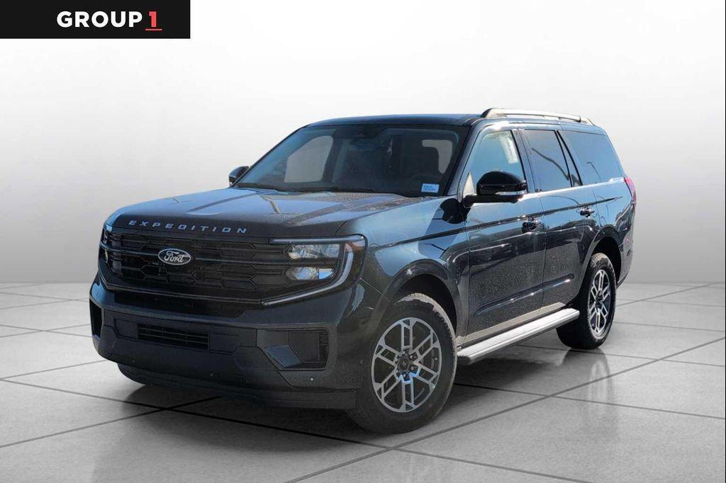 new 2025 Ford Expedition car, priced at $67,575