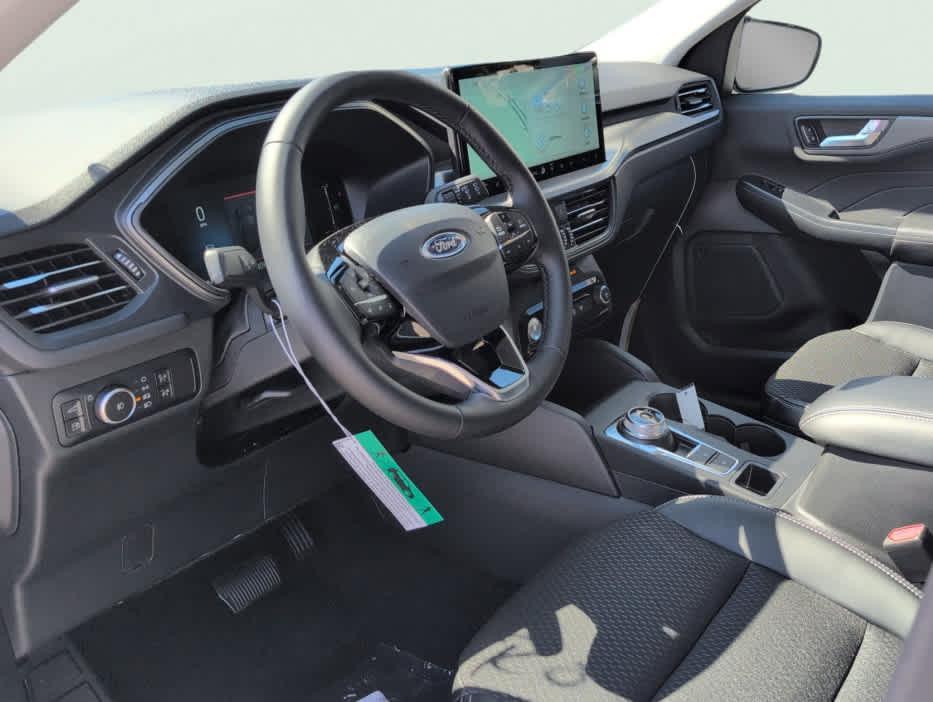 new 2025 Ford Escape PHEV car, priced at $39,080
