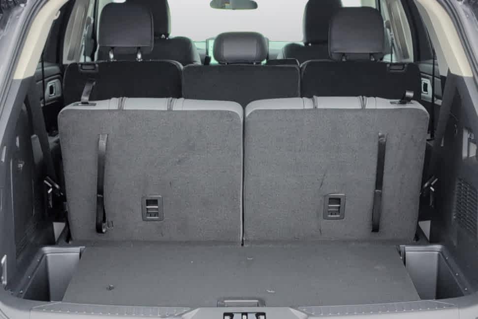 new 2025 Ford Explorer car, priced at $42,898