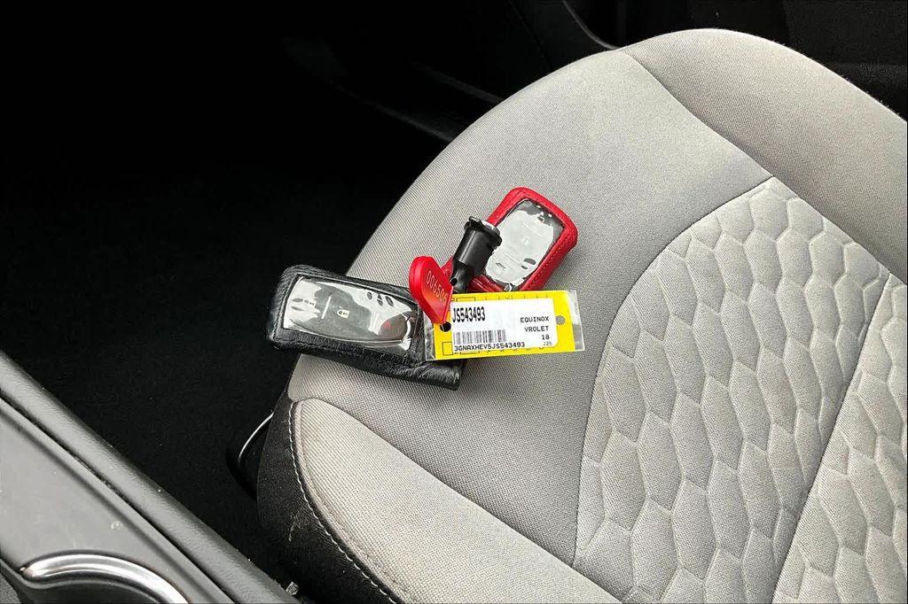 used 2018 Chevrolet Equinox car, priced at $9,500