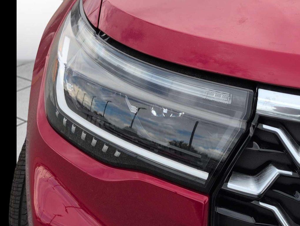 new 2025 Ford Explorer car, priced at $56,105