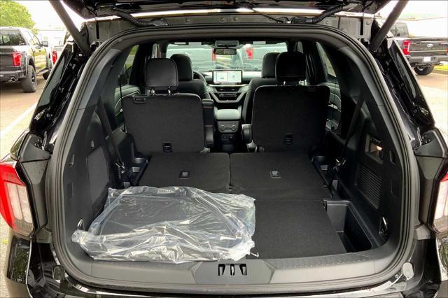 new 2025 Ford Explorer car, priced at $56,699