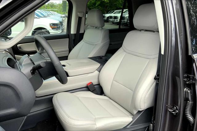new 2025 Ford Expedition car, priced at $69,845