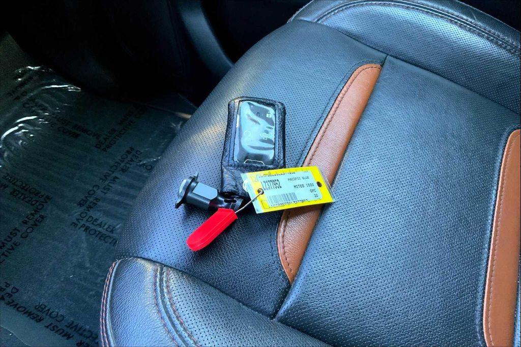 used 2020 GMC Sierra 1500 car, priced at $43,175