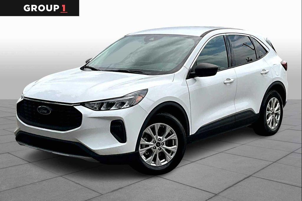used 2023 Ford Escape car, priced at $22,424