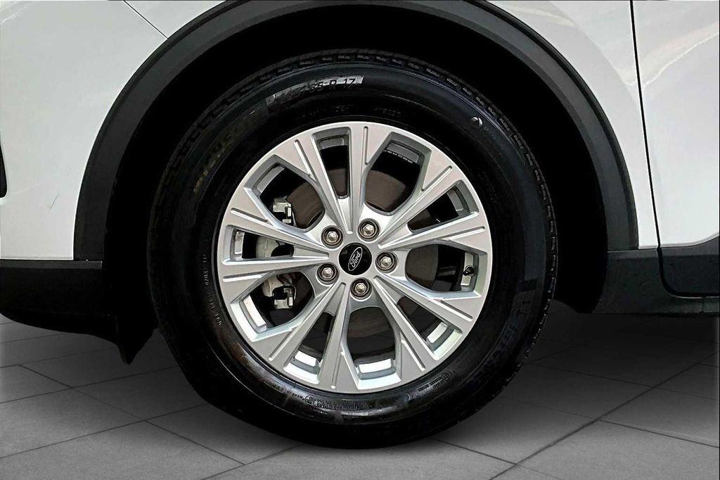 used 2023 Ford Escape car, priced at $22,424