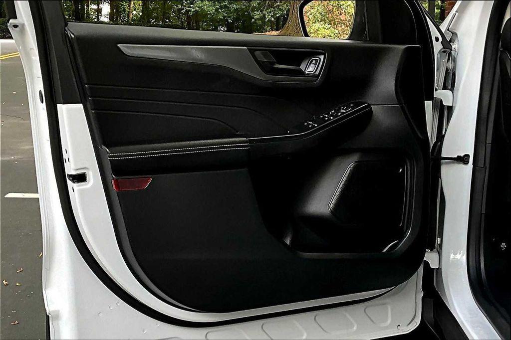 used 2023 Ford Escape car, priced at $22,424