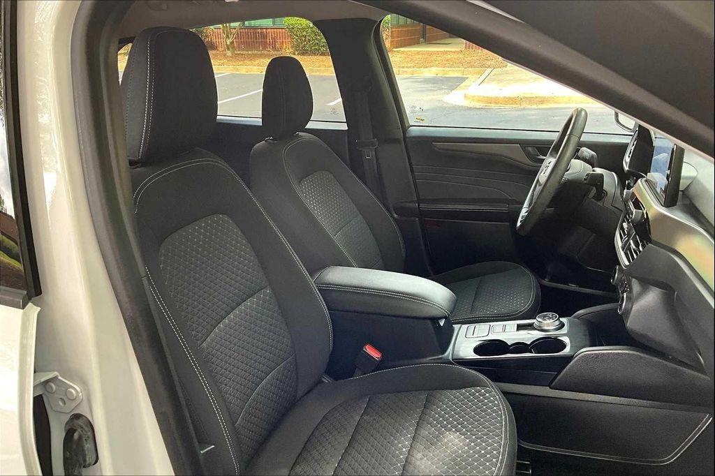 used 2023 Ford Escape car, priced at $22,424