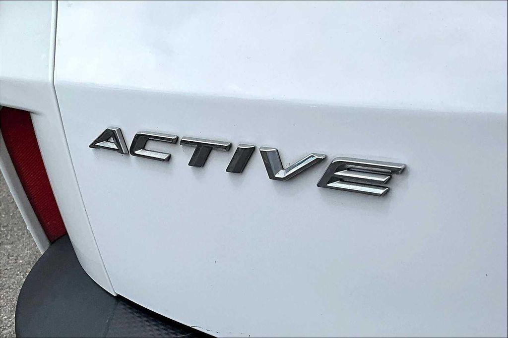used 2023 Ford Escape car, priced at $22,424
