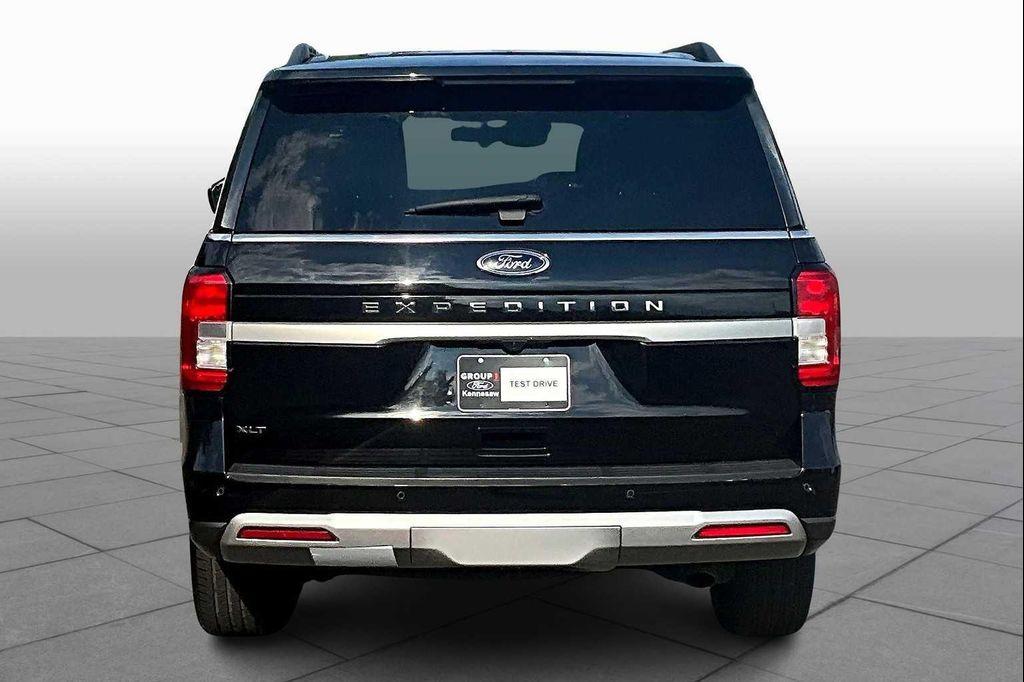 used 2024 Ford Expedition car, priced at $41,495
